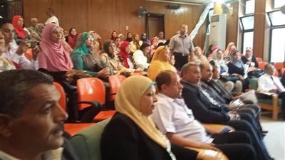 السلامة والصحة المهنية ندوة بالتربية والتعليم بـ بني سويف 