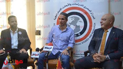 صور.. بدء فعالية المركز المصري باستضافة المتحدث العسكرى الأسبق للحديث عن روح انتصارات أكتوبر
