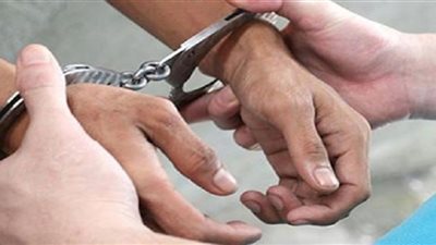 ضبط شخصين لمزاولتهم مهنة الصيدلة بدون ترخيص في البحيرة