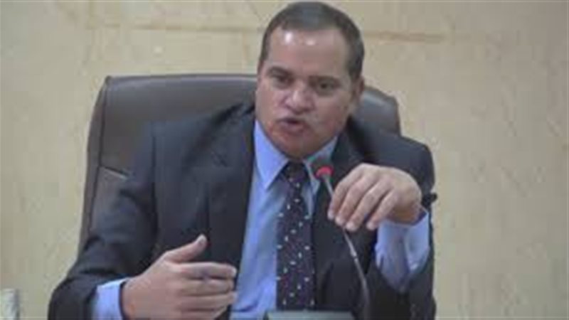  الدكتور أحمد عزيز
