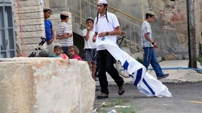 صور.. مصرع فلسطينى وزوجته عقب الاعتداء عليهم من قِبل مستوطنون  