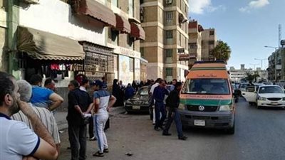 صور| وفاة سيدة إثر سقوطها من شرفة منزلها في حي الزهور