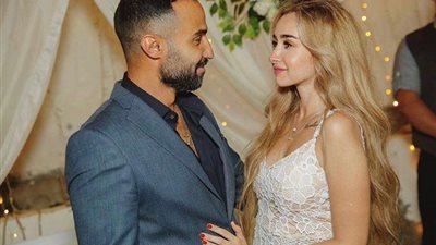صورة| شاهد خناقة أحمد فهمي ومعجب .. والسبب هنا الزاهد !