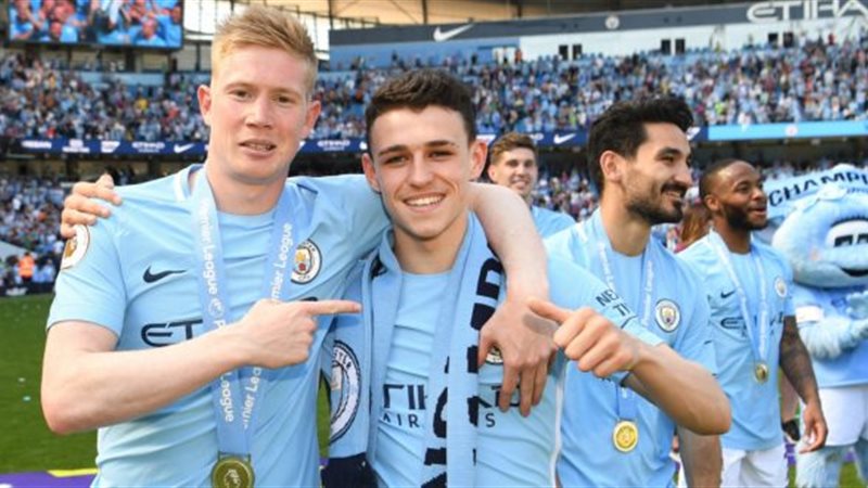فيل فودين لاعب مانشستر