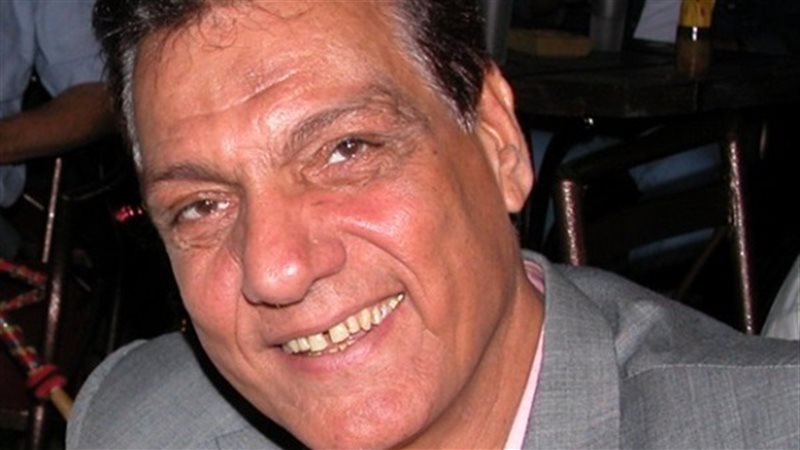الفنان احمد عبد الوارث