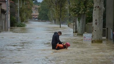 بعد مقتل 14 شخص جراء السيول .. إعلان حالة الكوارث الطبيعية في جنوب فرنسا
