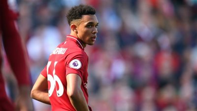 أرنولد : سأكون سعيدا بإكمال مسيرتي كظهير أيمن