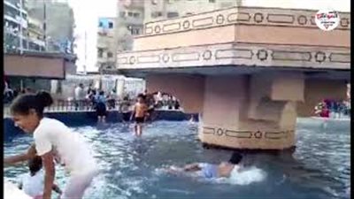 فيديو.. نافورة مسجد السيد البدوي تتحول لـ حمام سباحة أمام الوافدين