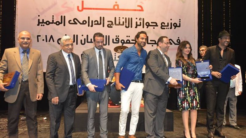 نجوم مسلسل امر واقع