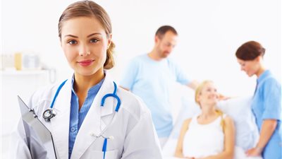   دكتورك عند المواطن .. تعرف على أشهر أطباء التجميل في القاهرة