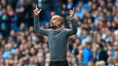 جوارديولا: مانشستر سيتي مازال يتعلم كيفية الهجوم أمام التكتلات الدفاعية