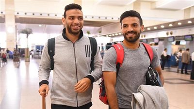 اهتمام إعلامي كبير بالأهلي عقب وصوله للجزائر