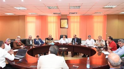 محافظ الشرقية يناقش بروتوكول تركيب كاميرات مراقبة لضبط الحركة المرورية