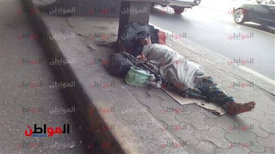المسنون المقيمون في الشوارع.. بين غياب الدولة وتنكر المجتمع 