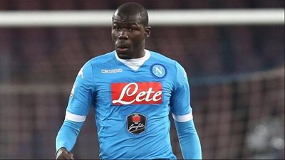 مورينيو يطلب من إدارة مانشستر يونايتد ضم مدافع نابولي