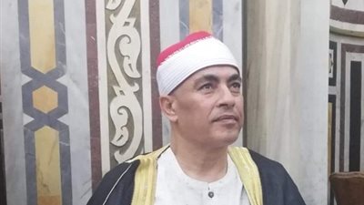 سفير القرآن الشيخ قطب الطويل قاريء المسجد الدسوقي.. تعرف عليه 