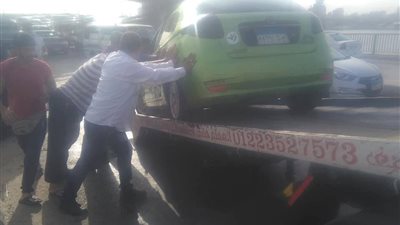 صور.. اصطدام سيارة ملاكي بكوبر الساحل