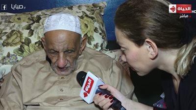 شاهد ما فعله طباخ الملك فاروق للرئيس السادات ومعمر القذافى 