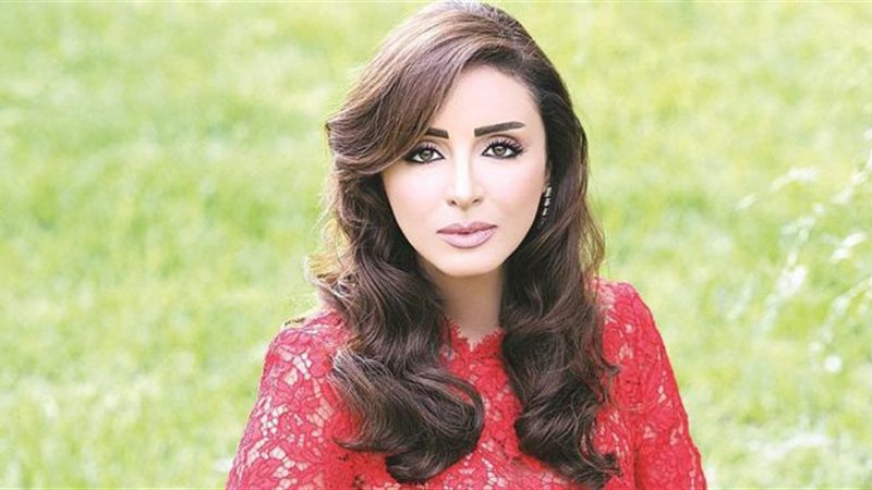 الفنانة انغام  