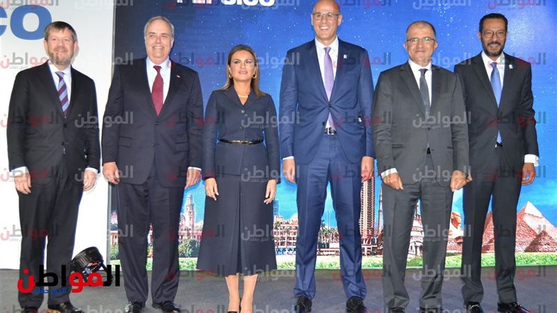 وزيرة الاستثمار الإعلان