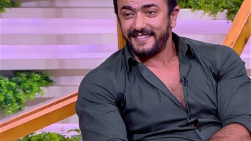 الفنان أحمد العوضي