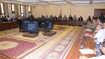 محافظ بني سويف: تجربة مصر في القضاء على فيروس سي فريدة من نوعها