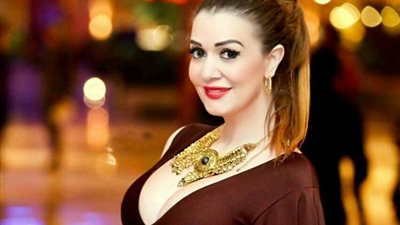 حسناء سيف في عيدها الـ 41  .. من بكالوريس إعلام إلي ممثله دور تاني 