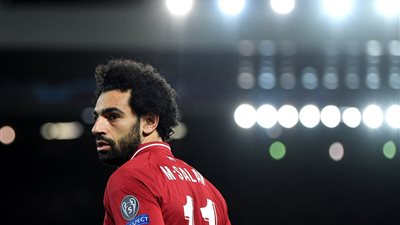 فيديو .. صلاح يمازح مراسل قناة إنجليزية بسبب التهديف