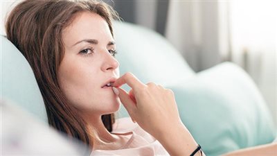 إزالة المبيض هل يسبب انقطاع الدورة الشهرية؟