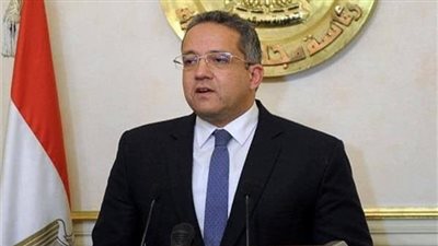 وصول وزير الآثار و 17 سفيرا إلى الوادي الجديد.. ووزيرة الاستثمار تعتذر
