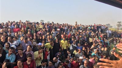 صور.. نيافة الأنبا يوأنس يصلي القداس بدير الأمير تادرس في منفلوط