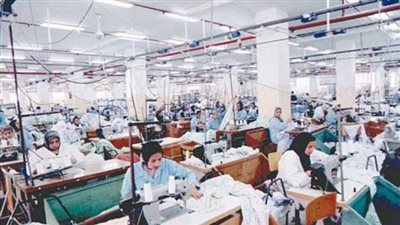 القبض على صاحب مصنع ملابس جاهزة بدون ترخيص في شبرا الخيمة