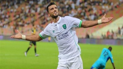عمر السومة يساهم في الهدف رقم 100 مع أهلي جدة