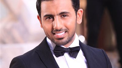افتتاح الحفلات الغنائية في القرية العالمية 2018 بدبي على أنغام المطرب اليمني  فؤاد عبد الواحد