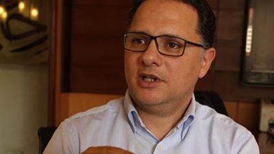 المذيع شريف عامر فى منتدى إعلام مصر: تزاحمت الشاشات حولنا وهى قادرة على التأثير 