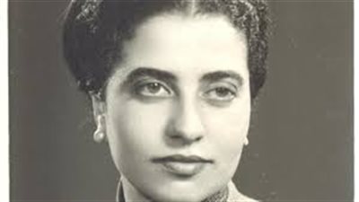نساء لاتنسى .. سيزا نبراوي أول من نزع الحجاب في مصر