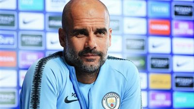 جوارديولا يتغنى بمدافع مانشستر سيتي ايميريك لابورت