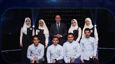 تفوق مدرسة برق العز وصعودها للدور الثامن ببرنامج العباقرة