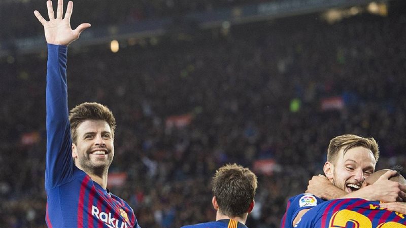 مدافع برشلونة جيرارد