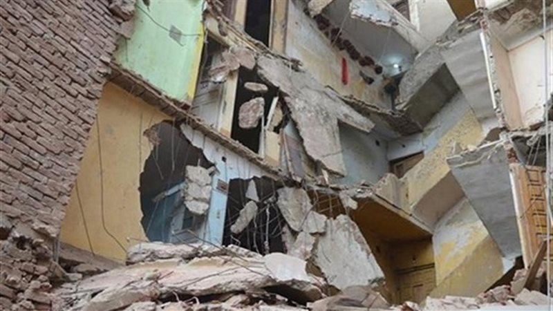 عقار الخليفة المنهار