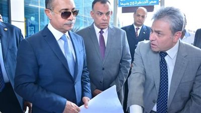 وزير الطيران يبحث آليات استقبال وفود منتدى شباب العالم 2018