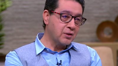 المحامي أحمد بيرو يوضح كيف حلّل الشرع والدين للسيدات خلع أزواجهن