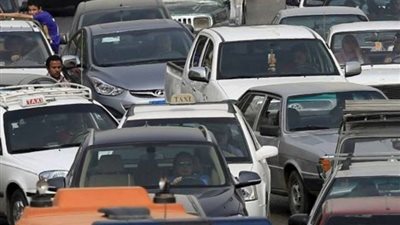 زحام مرورى خلال الفترة الصباحية أعلى كوبرى الفردوس
