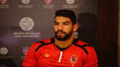 الإعلامي أحمد شوبير يوجه رسالة نارية إلى شريف إكرامي حارس الأهلي
