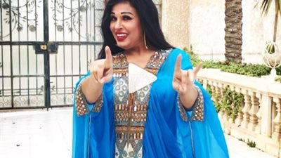  فيديو هتلبسي إيه في ليلة الحنة.. عباية فيفي عبده تلهمك