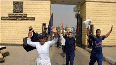 الإفراج بالعفو عن 478 من نزلاء السجون والإفراج الشرطى عن 339 سجيناً