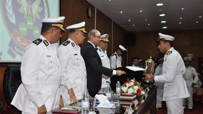 أكاديمية الشرطة تحتفل بتخريج 179 ضابطاً من كلية التدريب والتنمية