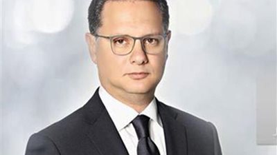 عشت مرتين وعلمتنا مرات.. شريف عامر ينعي الإعلامي حمدي قنديل بكلمات مؤثرة  