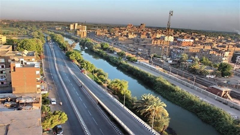  إنشاء مجمع تجارى