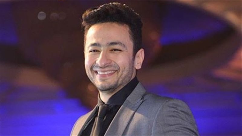 الفنان حمادة هلال